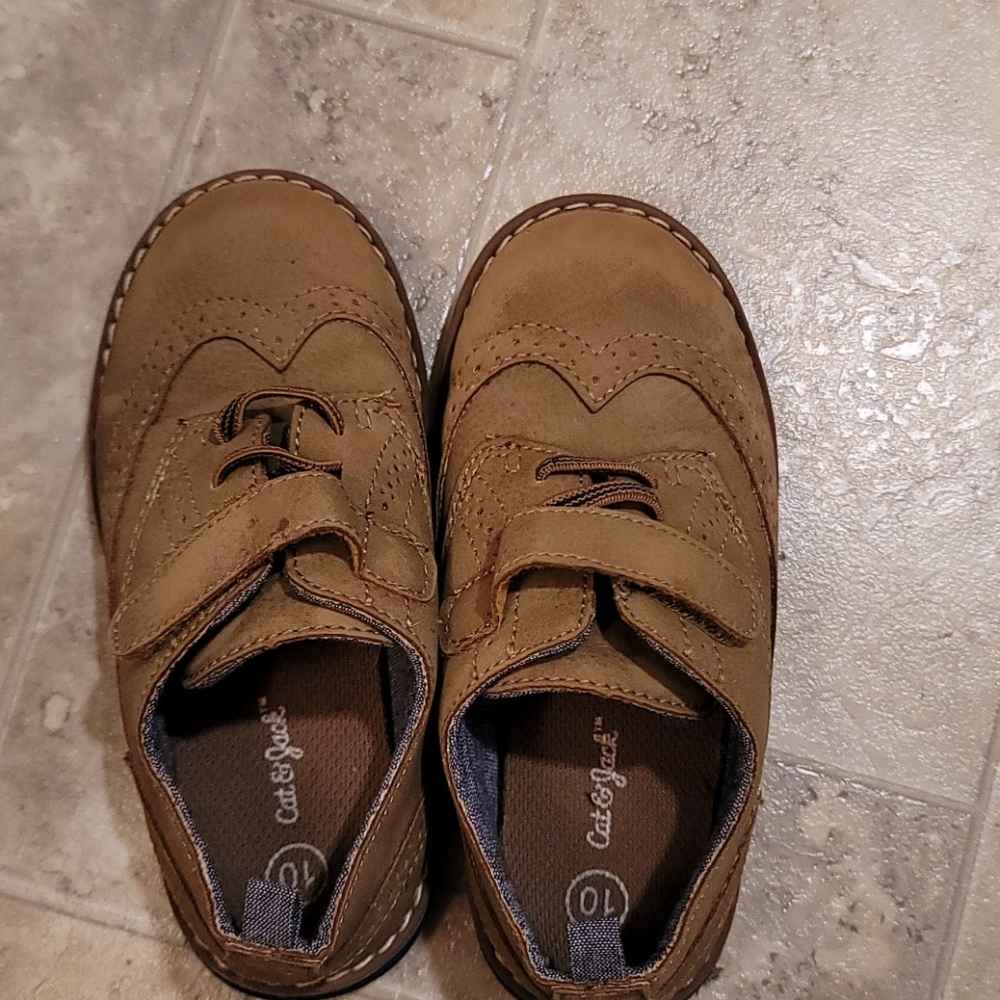 Cat & Jack toddler dress shoes Tan